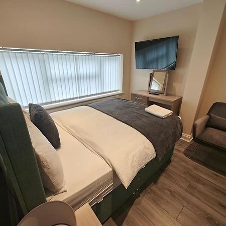 Апартаменты Luxury 5-Bed House Near Nec & Bhx Солихалл Экстерьер фото