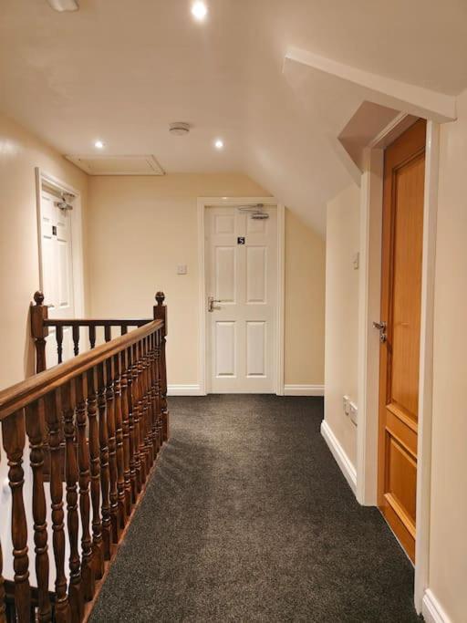 Апартаменты Luxury 5-Bed House Near Nec & Bhx Солихалл Экстерьер фото